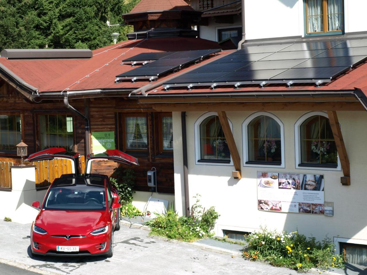 Biohotel Castello Koenigsleiten ケーニヒスライテン エクステリア 写真